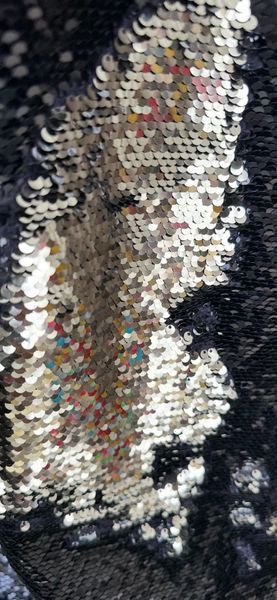 Пайеточная ткань на трикотажной основе перевёртыш, 340 серебро/тёмно-синий 340 в интернет-магазине  IrisTextil